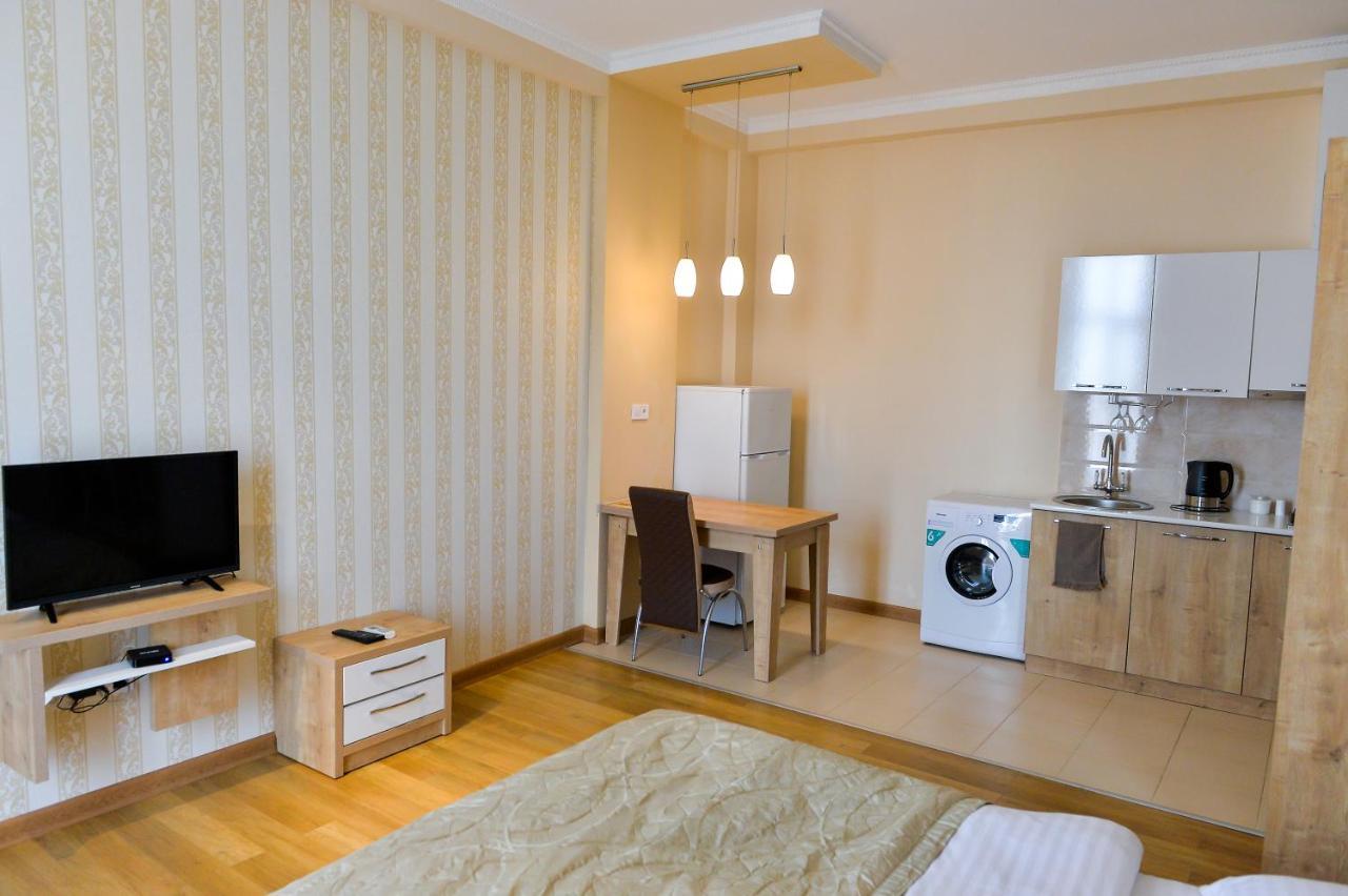 Happy Stay Hotel คูทายสิ ภายนอก รูปภาพ