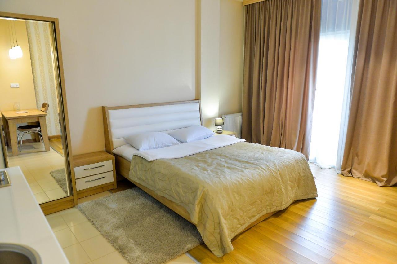 Happy Stay Hotel คูทายสิ ภายนอก รูปภาพ