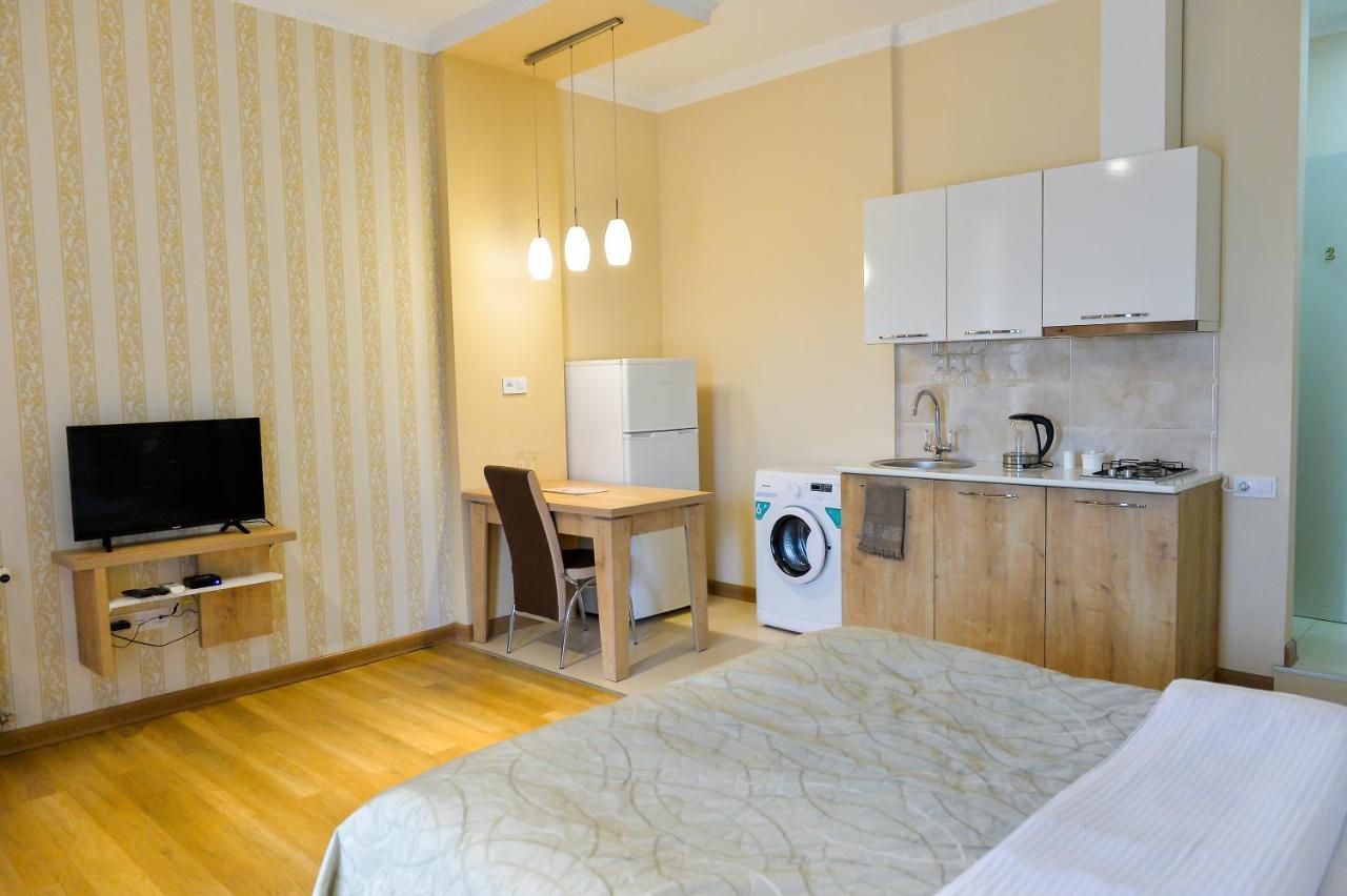 Happy Stay Hotel คูทายสิ ภายนอก รูปภาพ