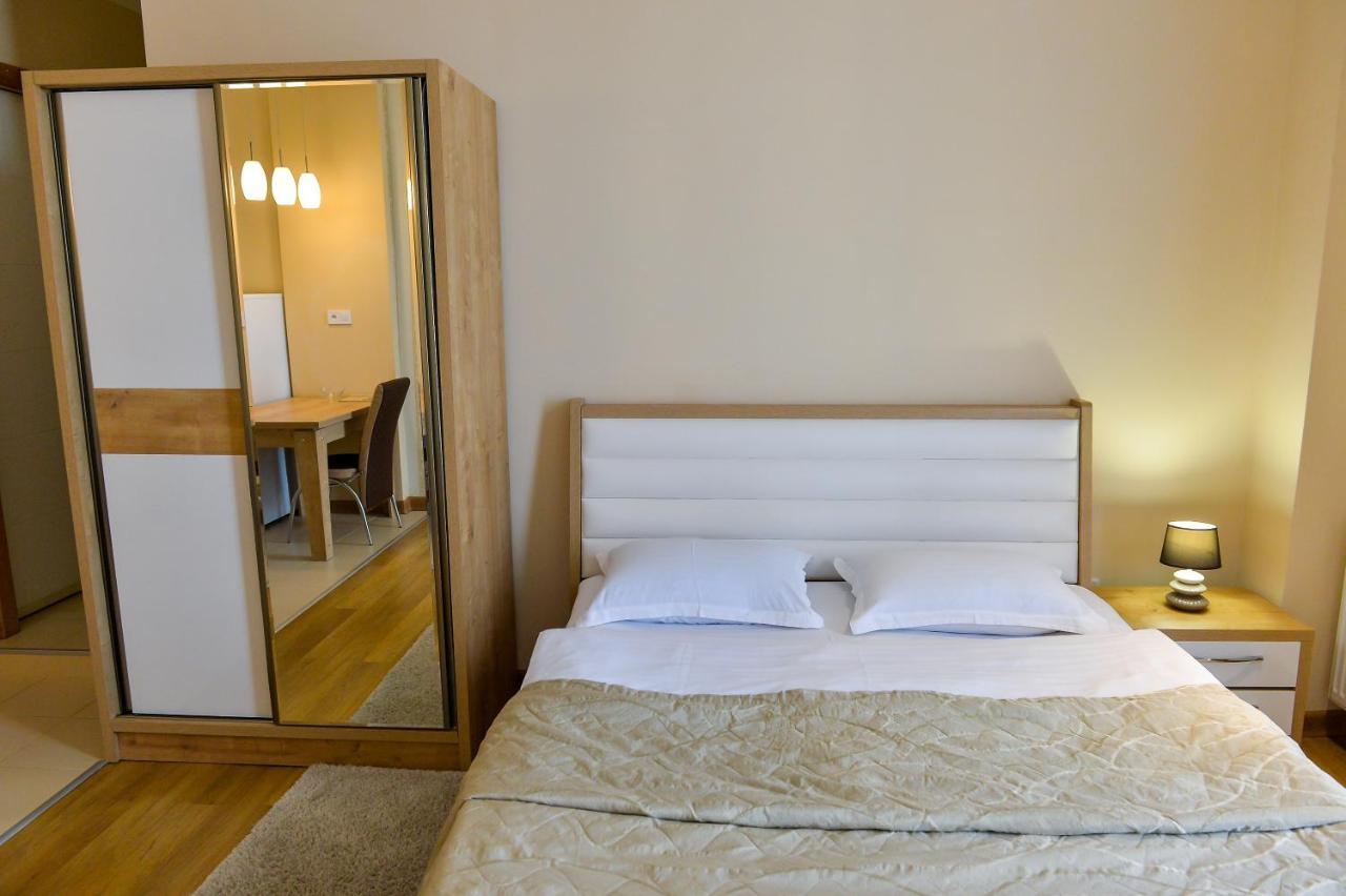 Happy Stay Hotel คูทายสิ ภายนอก รูปภาพ