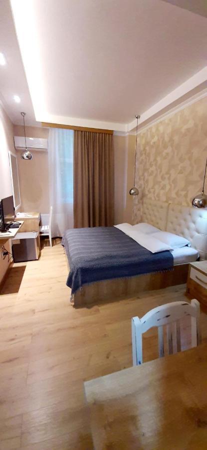 Happy Stay Hotel คูทายสิ ภายนอก รูปภาพ