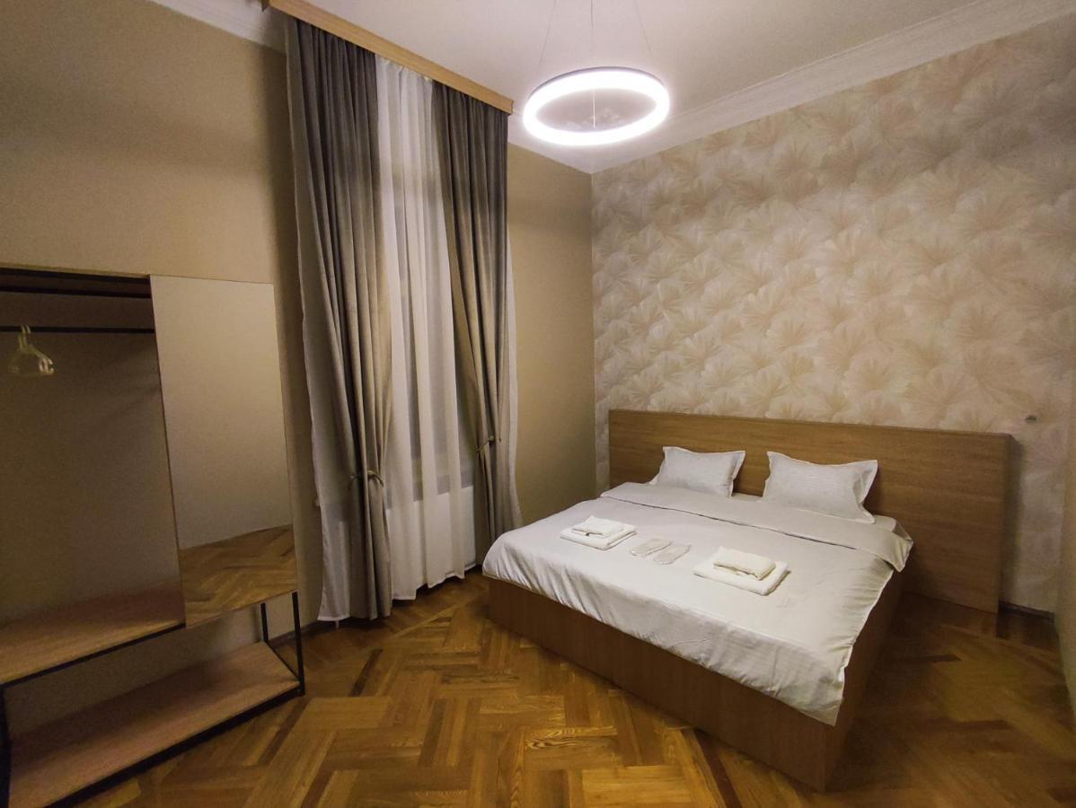 Happy Stay Hotel คูทายสิ ภายนอก รูปภาพ